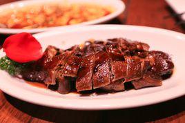 紅泥醬鴨 紅泥醬鴨