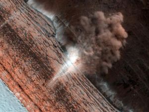 火星山崩產生的塵埃雲