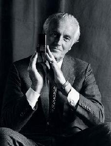 于貝爾·德·紀梵希 于貝爾·德·紀梵希