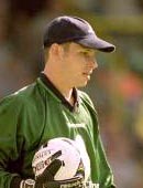 伊安·本內特 伊安·本內特