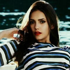 妮娜·杜波夫 妮娜·杜波夫