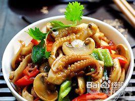 蘑菇炒魷魚