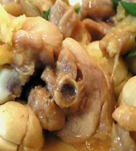 草菇蒸母雞 草菇蒸母雞