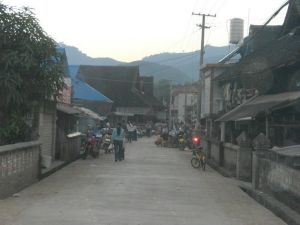 曼賽囡一村 曼賽囡一村