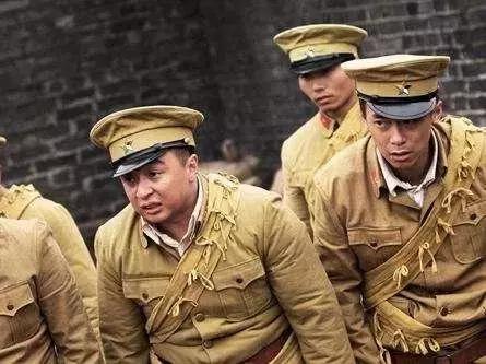 此漢奸姐妹,所做比上戰場更害中國,但為何一個沒死中國還感謝她 此漢奸姐妹,所做比上戰場更害中國,但為何一個沒死中國還感謝她