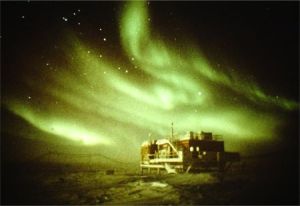 拍攝於南極的極光