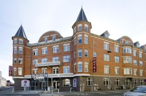 埃斯比約 埃斯比約