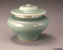 龍泉窯青瓷蓋罐 龍泉窯青瓷蓋罐