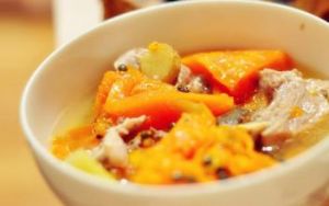 排骨花生煲木瓜 排骨花生煲木瓜