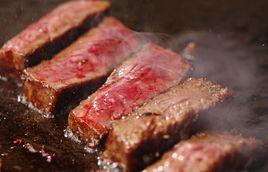 鐵板牛排 鐵板牛排