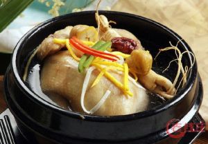 蒸人參雞 蒸人參雞