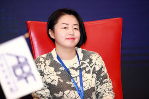 朗威諮詢董事長-董威