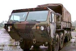 美國M123(6*6)10t牽引車 美國M123(6*6)10t牽引車