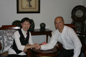 2009年10月18日，黃媛珊在廣州外侄女家中會見外孫萬方