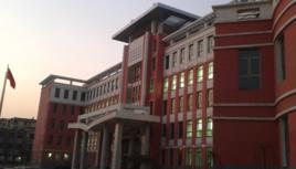 甘肅省白銀市第八中學 甘肅省白銀市第八中學