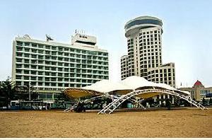 青島匯泉王朝大酒店