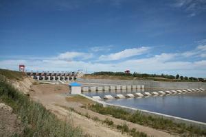 尼爾基水利樞紐