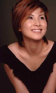 陳芊岍[中國海政歌舞團獨唱演員]