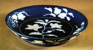 宣德藍釉白花盤(明)