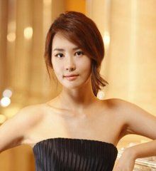 李多海  飾演  閔可瑩