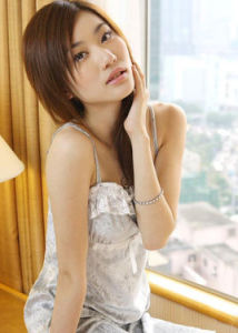 美麗的睡衣中文版 美麗的睡衣中文版