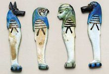 太陽神何露斯的四個兒子