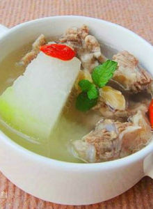 冬瓜蘑菇排骨湯 冬瓜蘑菇排骨湯
