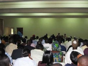 中國駐奈及利亞使館文化參贊出席尼國家圖書館交流研討會