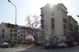 西直門內大街182號