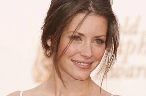 伊萬傑琳·莉莉 伊萬傑琳·莉莉