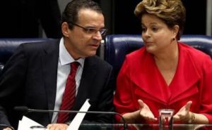 恩里克&middot;阿爾維斯（左）和迪爾瑪&middot;羅塞夫