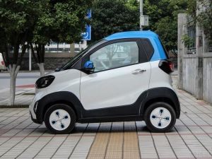 寶駿E100 寶駿E100