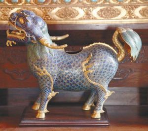 琺瑯麒麟 琺瑯麒麟