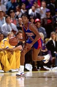 伊塞亞·托馬斯