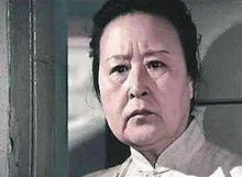 中國電影《黑三角》於黃氏（凌元飾演）