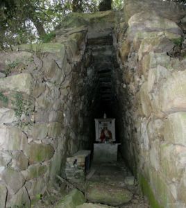 勝利山石室土墩墓群 勝利山石室土墩墓群