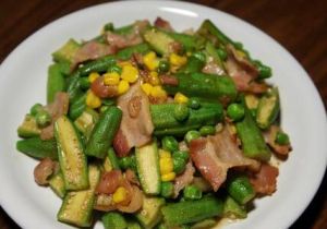 蚝油培根秋葵 蚝油培根秋葵