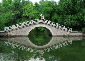 扎蘭屯吊橋公園