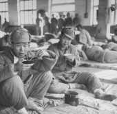 蔣介石撤離大陸前,500個公務員集體自殺真相,令人驚訝 蔣介石撤離大陸前,500個公務員集體自殺真相,令人驚訝