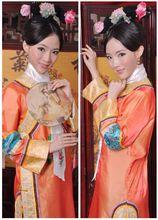 子卓琳清朝古裝扮相