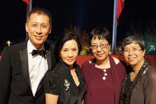 陳佩華（右一）與許鞍華、葉德嫻等人