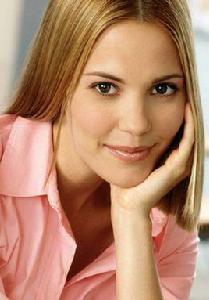 萊絲莉·比伯 萊絲莉·比伯