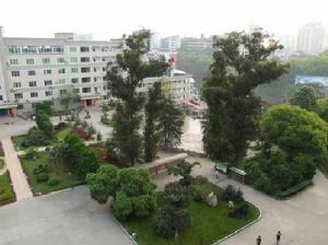 四川省瀘州高級中學校 四川省瀘州高級中學校