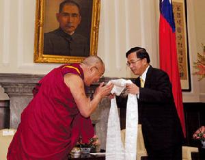 達賴與陳水扁(資料圖)