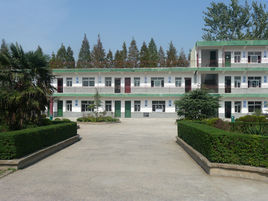 長豐縣龐古堆中學 長豐縣龐古堆中學