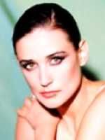 黛咪·摩爾飾演 Det. Tracy Atwood