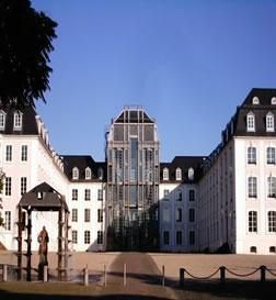 薩爾-布呂肯大學 薩爾-布呂肯大學