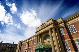 知山大學 知山大學