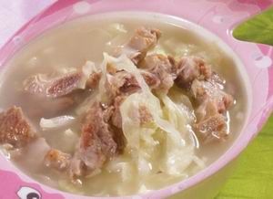 火腿白菜燉湯 火腿白菜燉湯
