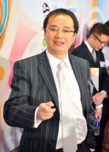 王征[榮豐控股董事長]